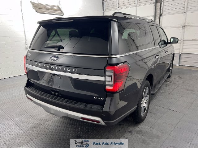 Used 2024 Ford Expedition Max Limited RWD image 7