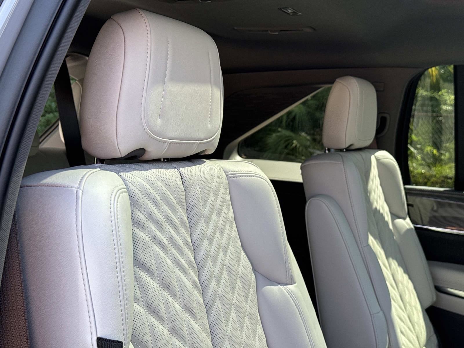 New 2026 Cadillac Escalade IQ Luxury 1 w/ LPO, Floor Liner Package AWD/4WD image 26
