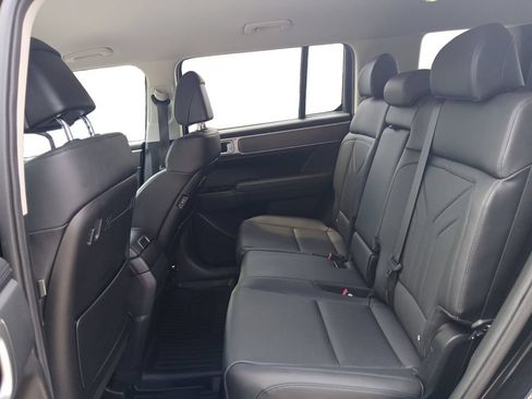 Certified 2025 Hyundai Santa Fe SEL FWD image 13