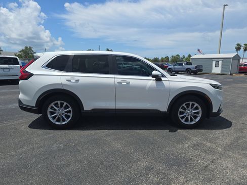 Certified 2024 Honda CR-V EX image 3