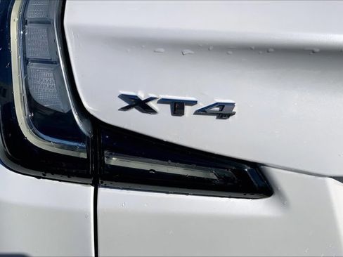 Used 2020 Cadillac XT4 Sport w/ Driver Awareness Package image 7