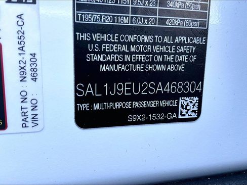 Used 2025 Land Rover Range Rover Sport image 34