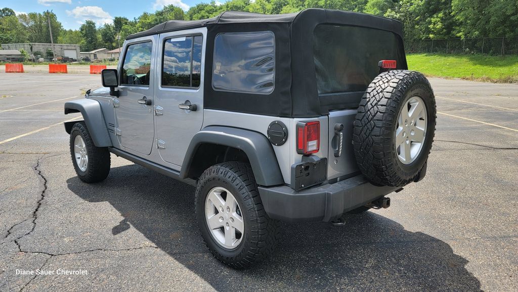Used 2016 Jeep Wrangler Unlimited Sport w/ Quick Order Package 24S AWD/4WD image 9