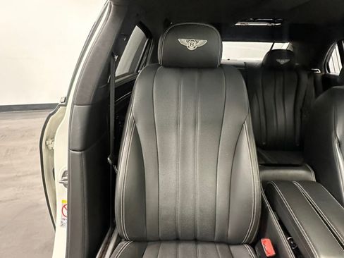 Used 2016 Bentley Flying Spur V8 image 25
