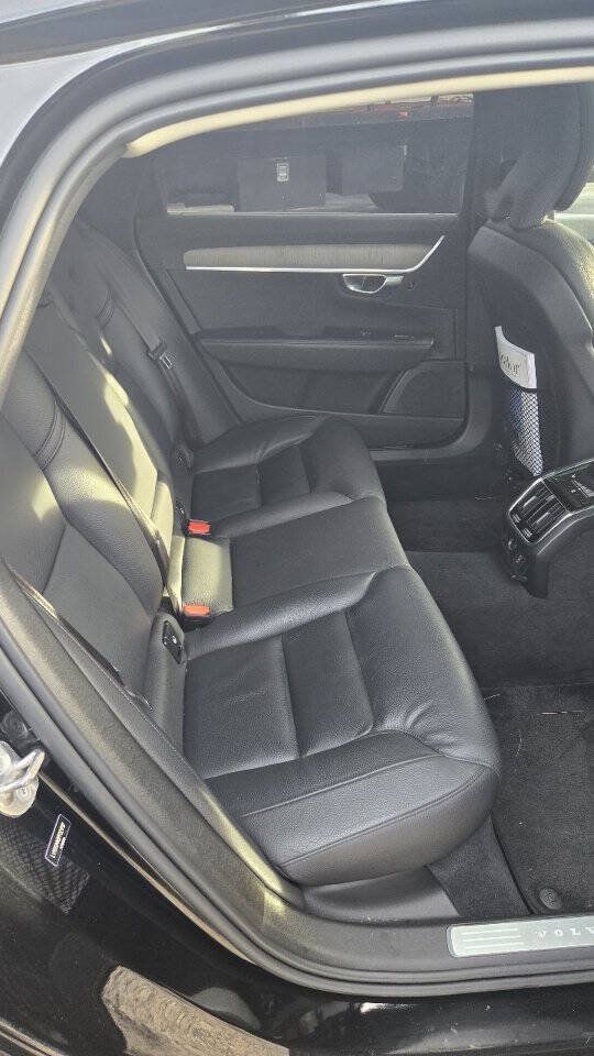 Used 2023 Volvo S90 B6 Plus AWD/4WD image 12