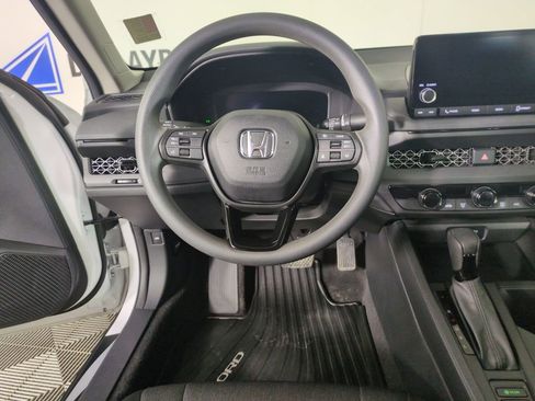 Certified 2023 Honda Accord LX image 16