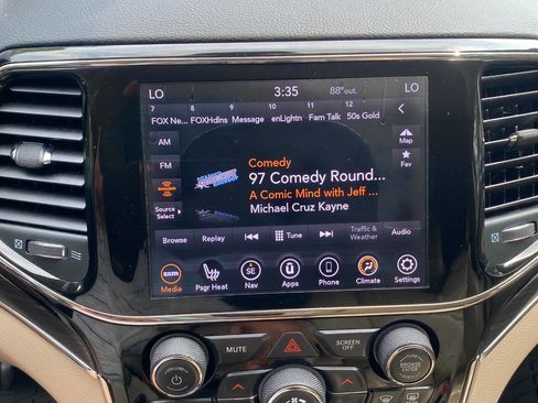 Used 2019 Jeep Grand Cherokee Limited RWD image 27