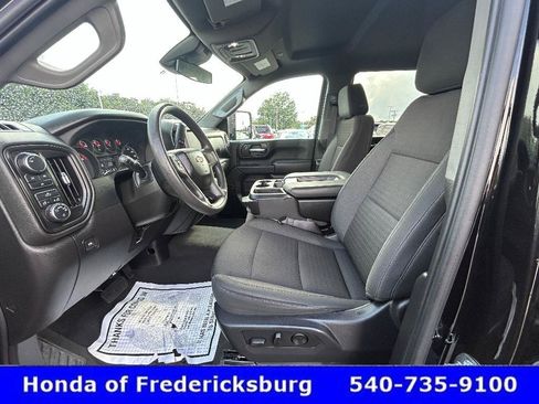 Used 2024 Chevrolet Silverado 2500 Custom w/ Custom Convenience Package AWD/4WD image 15