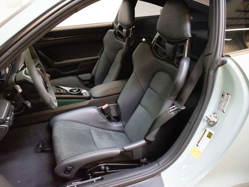 Certified 2025 Porsche 911 Carrera T RWD image 5