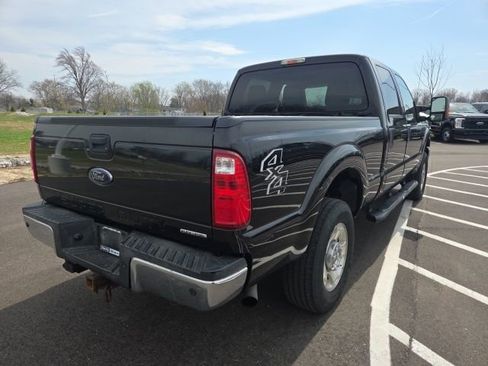Used 2016 Ford F250 XLT w/ XLT Value Package AWD/4WD image 7