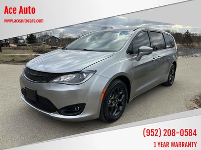 Used 2019 Chrysler Pacifica Touring Plus w/ Advanced Safetytec Group