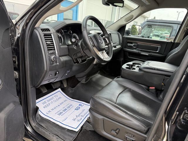 Used 2016 RAM 3500 Laramie AWD/4WD image 16