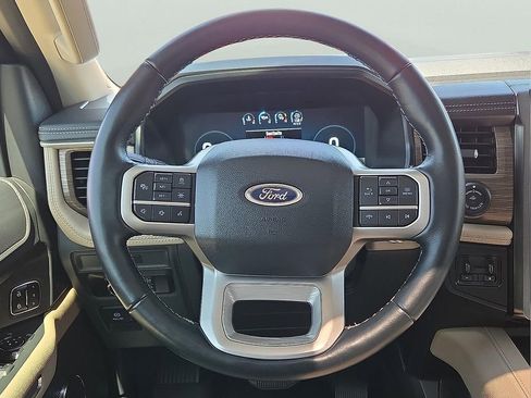 Used 2023 Ford Expedition Max Limited AWD/4WD image 13