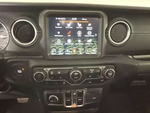 Used 2023 Jeep Wrangler Unlimited Sahara w/ Cold Weather Group AWD/4WD image 22