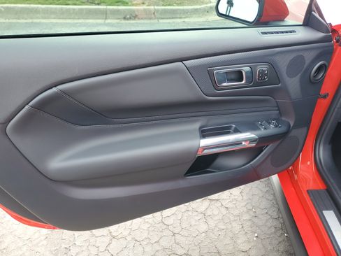 Used 2025 Ford Mustang GT Premium w/ GT Performance Package image 10