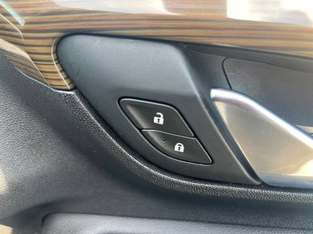 Used 2019 GMC Terrain SLE w/ Driver Convenience Package FWD image 42
