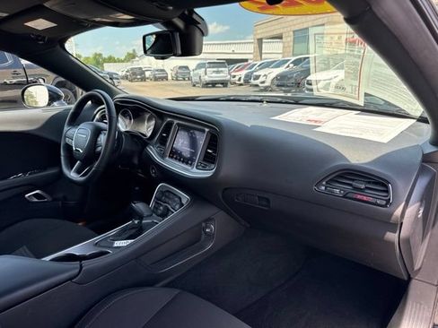 Used 2022 Dodge Challenger R/T Scat Pack RWD image 24