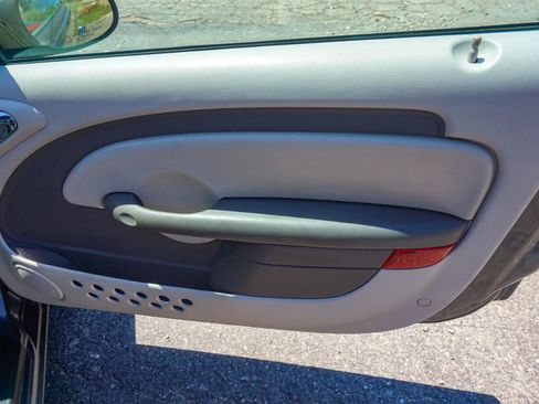 Used 2005 Chrysler PT Cruiser GT FWD image 18