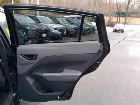 Certified 2025 Subaru Crosstrek 2.0i Premium image 31