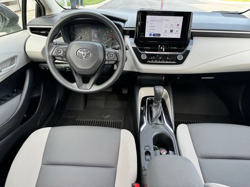 Used 2025 Toyota Corolla LE w/ Convenience Package FWD image 12