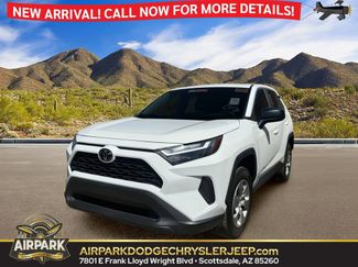 Used 2024 Toyota RAV4 LE video 1