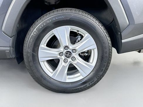 Used 2021 Toyota RAV4 XLE w/ Convenience Package AWD/4WD image 32