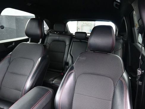 Used 2025 Ford Escape ST-Line AWD/4WD image 14