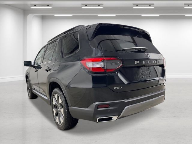 New 2026 Honda Pilot Touring image 5