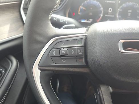 New 2026 Jeep Grand Cherokee L 4WD image 13