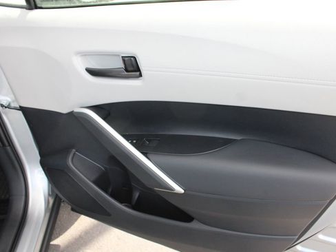New 2026 Toyota Corolla Cross LE AWD/4WD image 38