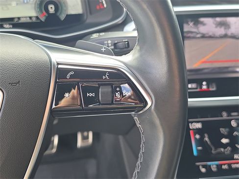 Used 2021 Audi A6 Premium Plus w/ Premium Plus Package image 34