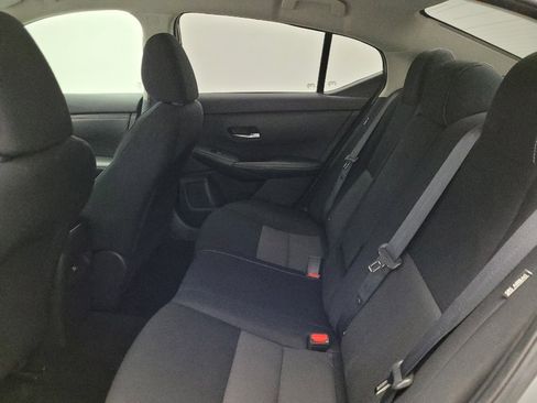 Used 2022 Nissan Sentra SV FWD image 18
