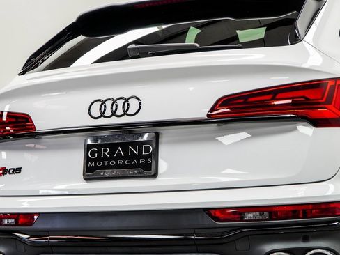 Used 2023 Audi SQ5 Premium Plus w/ Premium Plus Package image 13