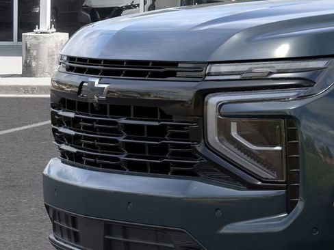 New 2026 Chevrolet Suburban RST image 15