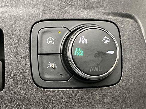 Certified 2023 Chevrolet Traverse High Country AWD/4WD image 19