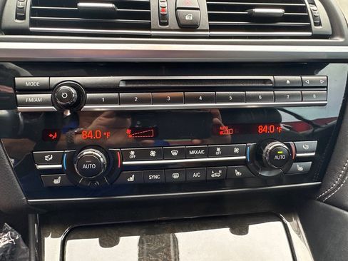 Used 2018 BMW 640i Convertible image 23