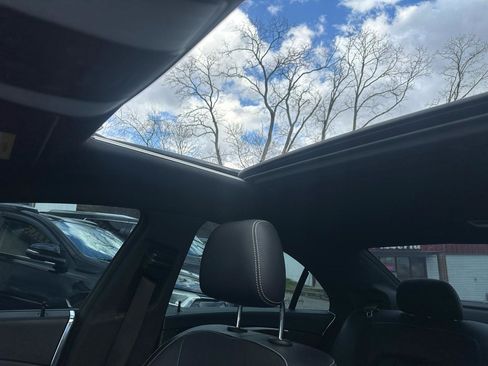 Used 2014 Mercedes-Benz CLS 550 4MATIC w/ Premium 1 Package image 17