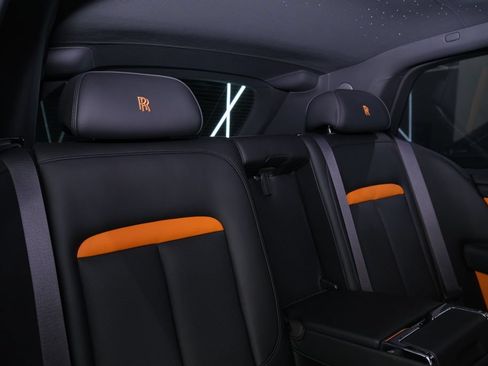 Used 2026 Rolls-Royce Cullinan AWD/4WD image 37