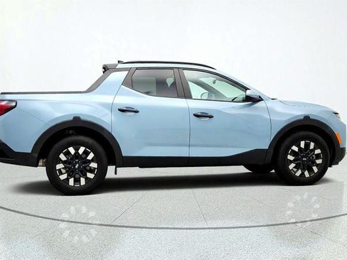 Used 2025 Hyundai Santa Cruz SEL FWD image 4