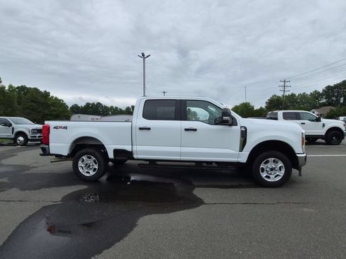 Used 2026 Ford F250 XLT AWD/4WD image 14
