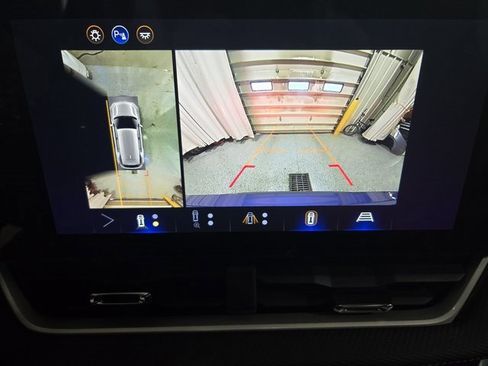 New 2026 Chevrolet Equinox LT w/ Convenience Package II image 25