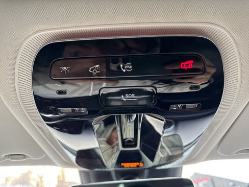 Used 2023 Mercedes-Benz C 300 4MATIC Sedan image 60