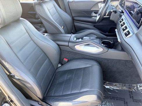Used 2023 Mercedes-Benz GLS 580 4MATIC image 20