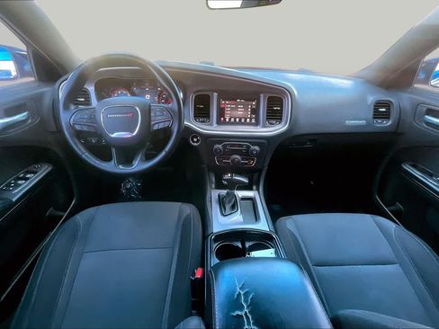 Used 2019 Dodge Charger SXT w/ Blacktop Package RWD image 16
