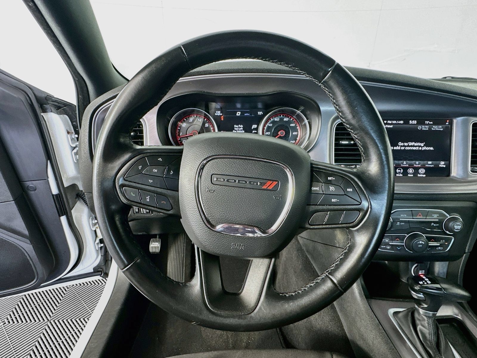 Used 2023 Dodge Charger SXT RWD image 11