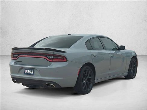 Used 2021 Dodge Charger SXT w/ Blacktop Package RWD image 5