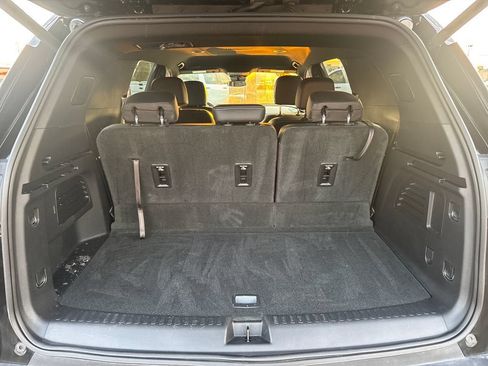 Used 2026 Chevrolet Traverse LT FWD image 6