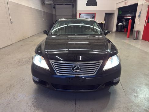 Used 2011 Lexus LS 460 AWD w/ Luxury Value Edition image 2