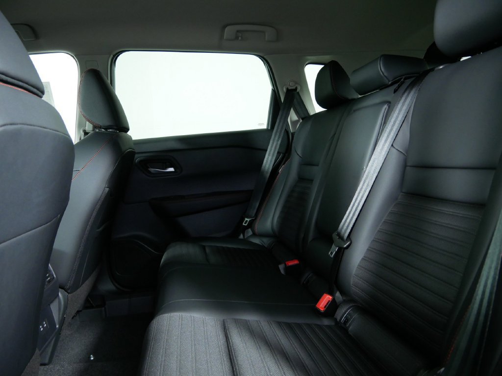 Used 2026 Nissan Rogue SV w/ Rock Creek Premium Package AWD/4WD image 16