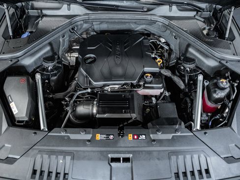 Used 2025 Genesis GV80 2.5T Prestige image 23